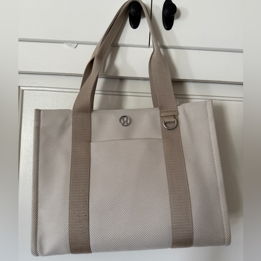 Lululemon Beige Tote Bag